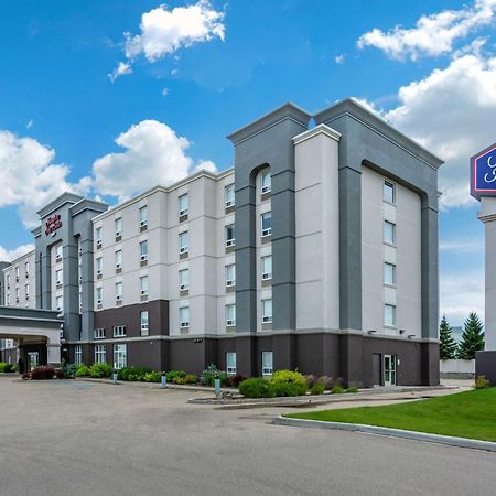 Hampton Inn & Suites Edmonton/West Екстериор снимка