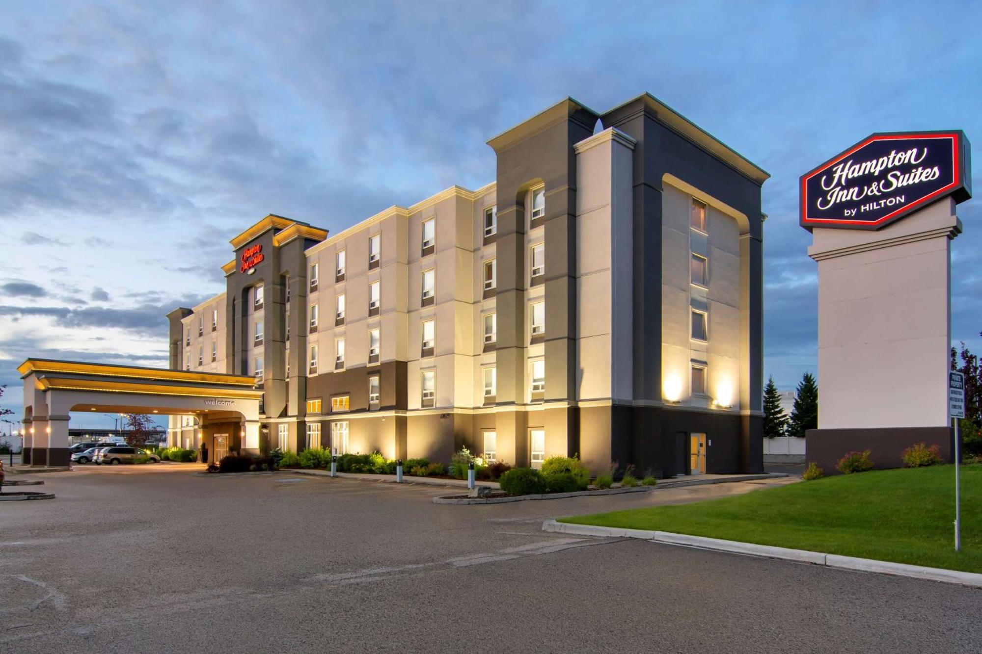 Hampton Inn & Suites Edmonton/West Екстериор снимка